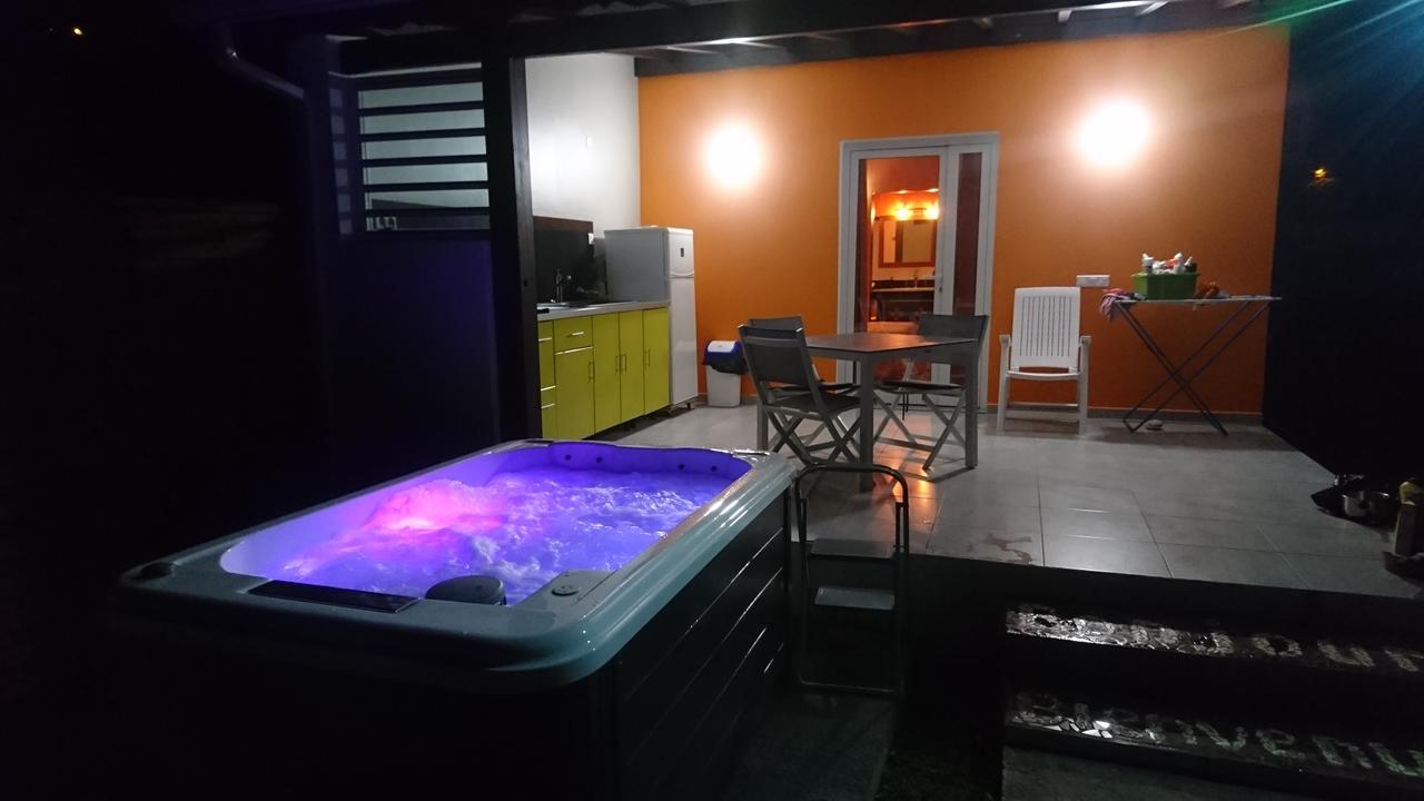 Vila Reve Creole Deshaies Exteriér fotografie